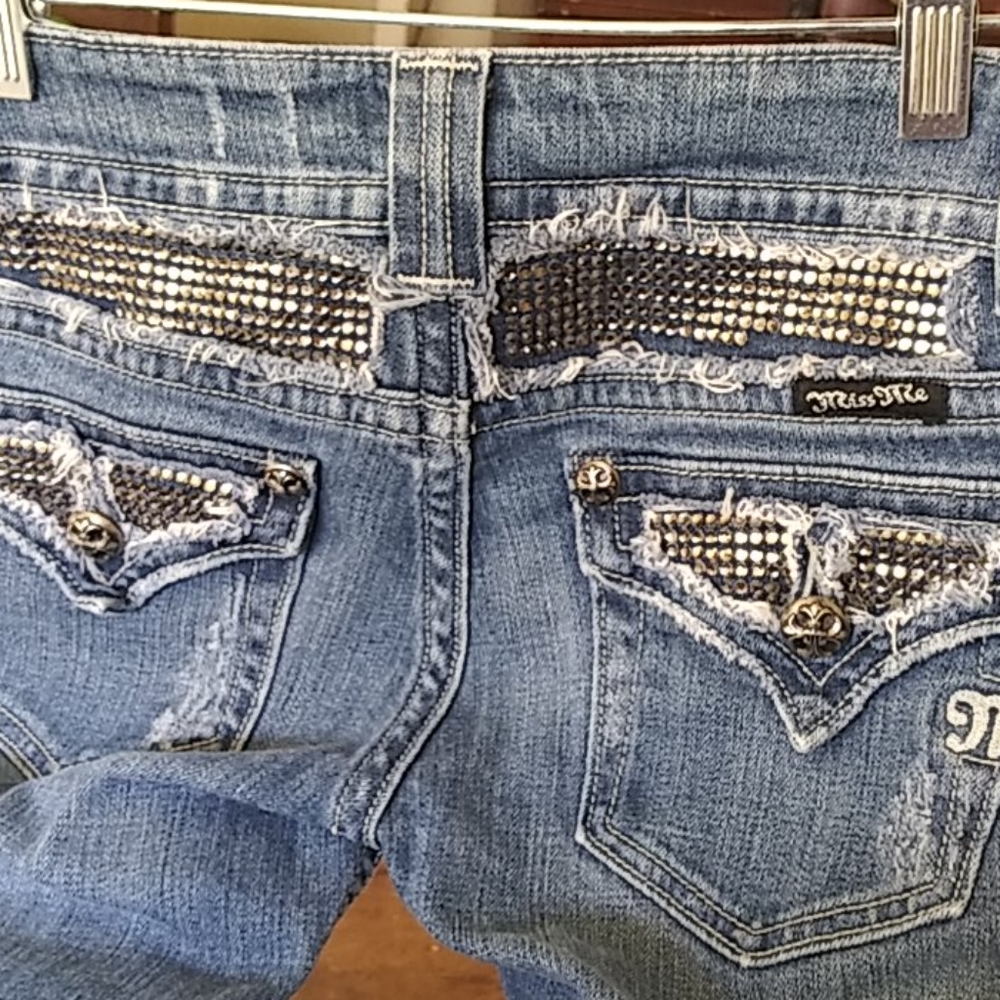 Miss Me bling jeans 27 straight leg